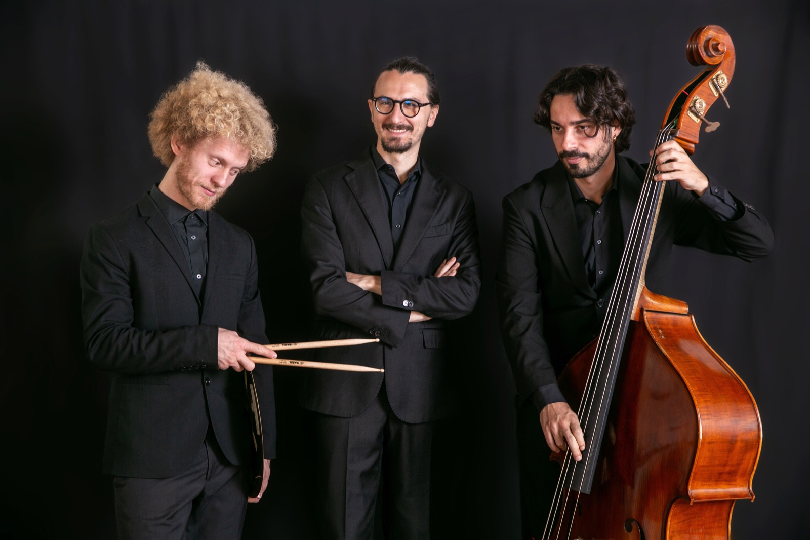 Ritratto di gruppo in studio della Diesis Jazz Band